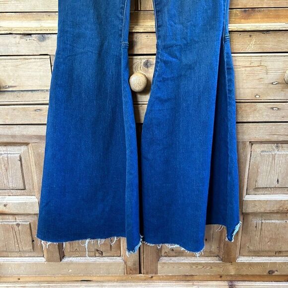 We The Free 27 Jeans Dark Wash Blue Denim High Rise Flare Button Zip Bellbottom - Picture 3 of 14